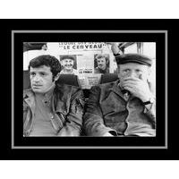 Affiche encadrée Noir et Blanc: Le Cerveau - Belmondo Bourvil - 50x70 cm (Cadre Tucson)